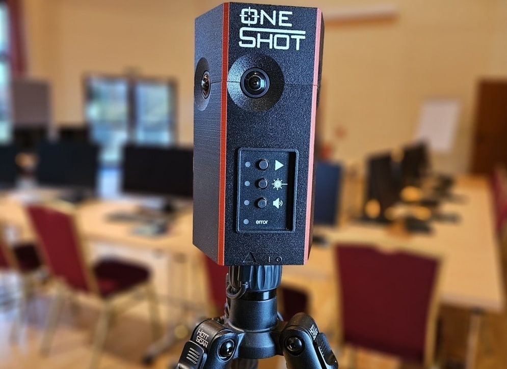 OneShot roomscanner conference room